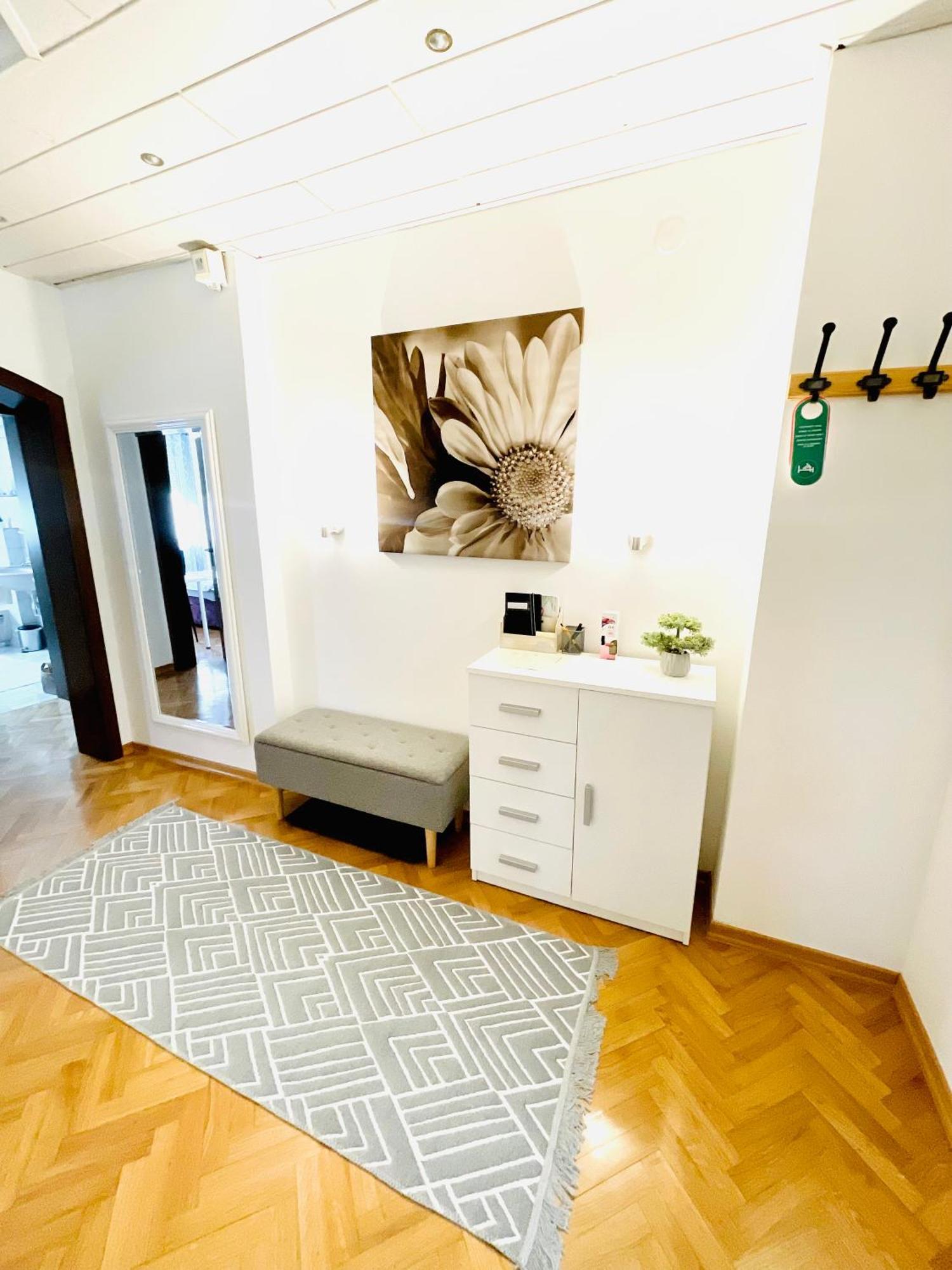 Apartman Bago Deluxe Near Zagreb Airport Velika Gorica Esterno foto